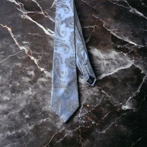 Geoffrey Beene Tie -  Paisley Silk Necktie - Men's Classic